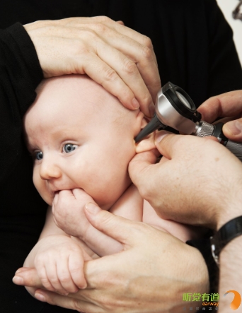 兒童助聽(tīng)器